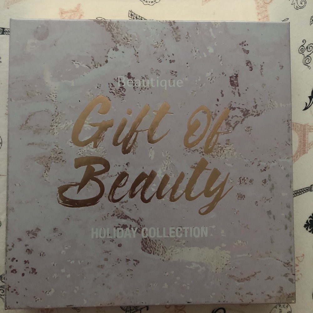 MAKEUP PALETTE - Picture 4 of 5